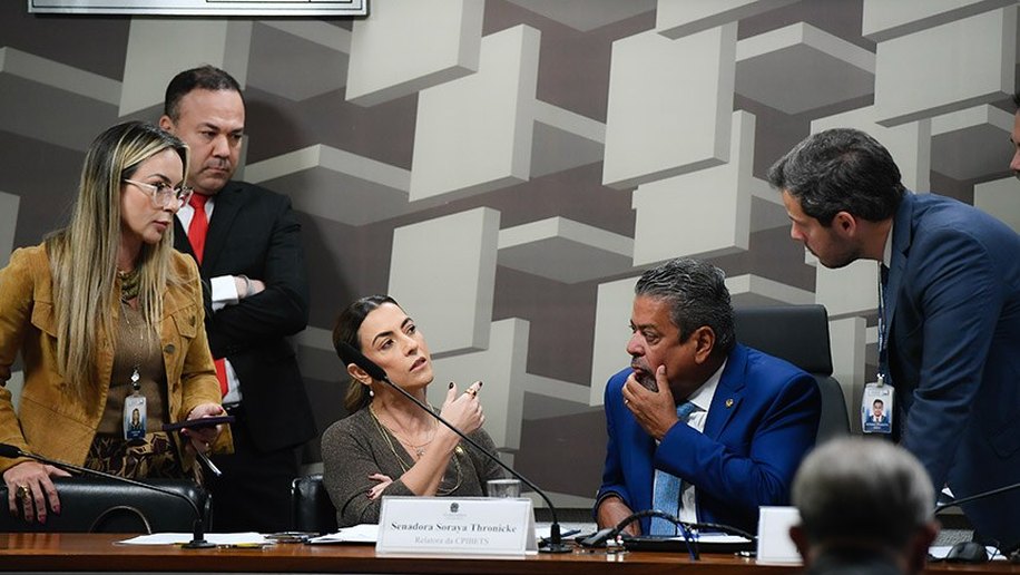 CPI das Bets adia oitiva da Pinkbank e convoca influenciadores