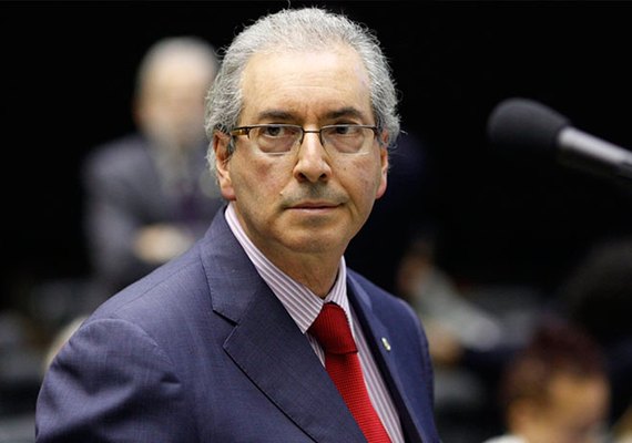 Relator de processo contra Cunha será anunciado às 17h