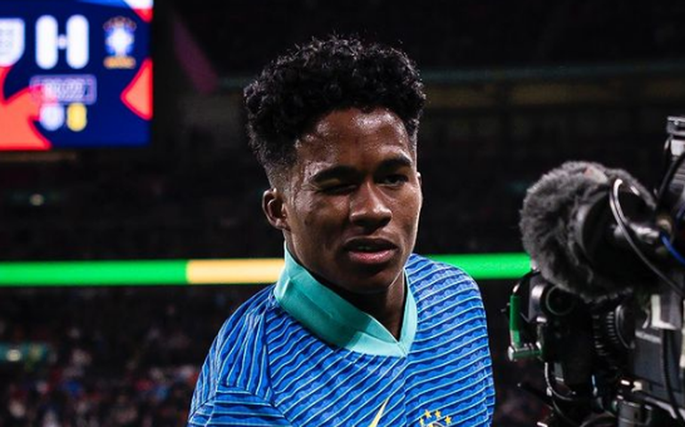 Ex-meia da Inglaterra, Joe Cole exalta Endrick e o compara a Romário: Guarda a bola