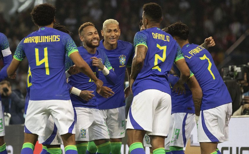 Antes da Copa, Brasil aplica 5 a 1 em amistoso com a Tunísia