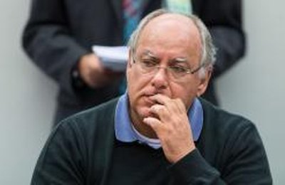 Renato Duque diz que Lula conhecia e comandava propinas repassadas ao PT