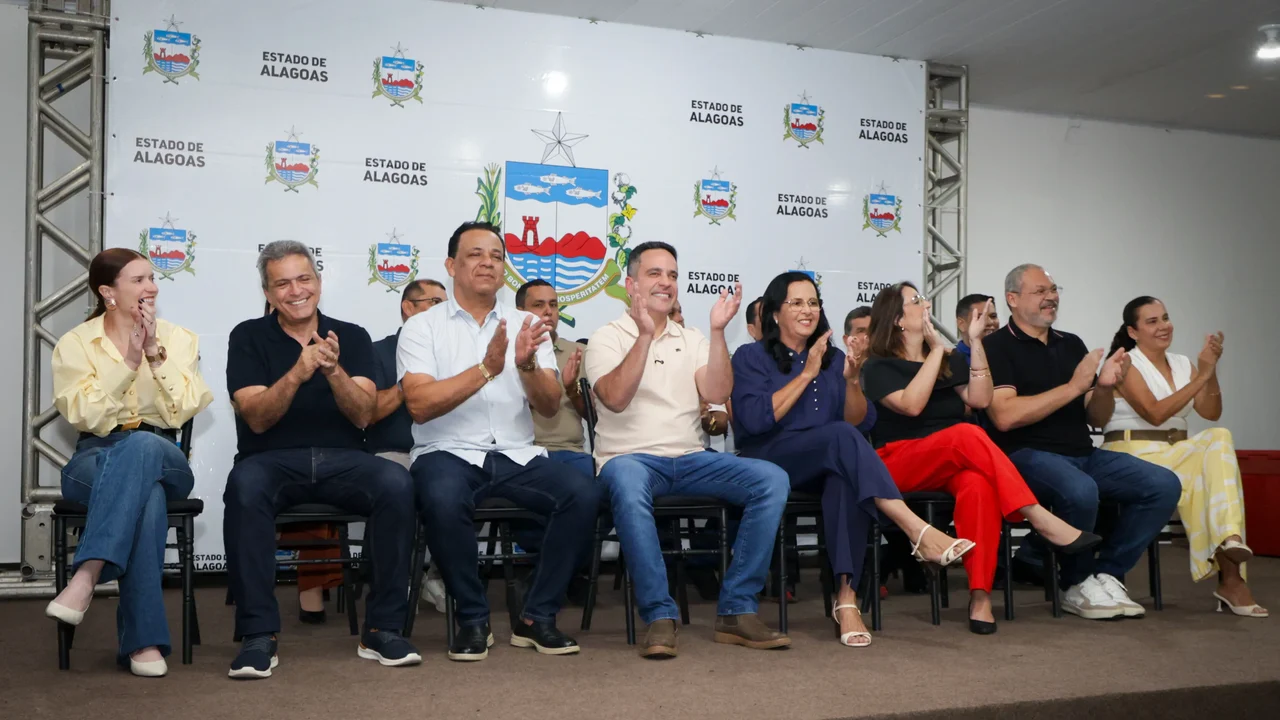 Governo de Alagoas assina ordem de serviço para obras do Pró-Estrada em Lagoa da Canoa