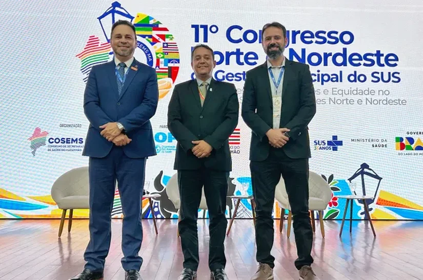 Rodrigo Buarque participa de debate sobre financiamento no SUS e emendas parlamentares no Congresso Norte e Nordeste