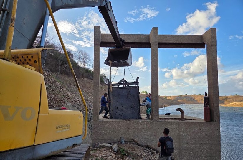 Codevasf realiza obras de manutenção de segurança na barragem Boacica em Igreja Nova (AL)