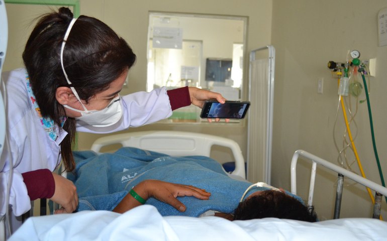 Ocupação de UTI em hospitais particulares cresce após festas de final de ano