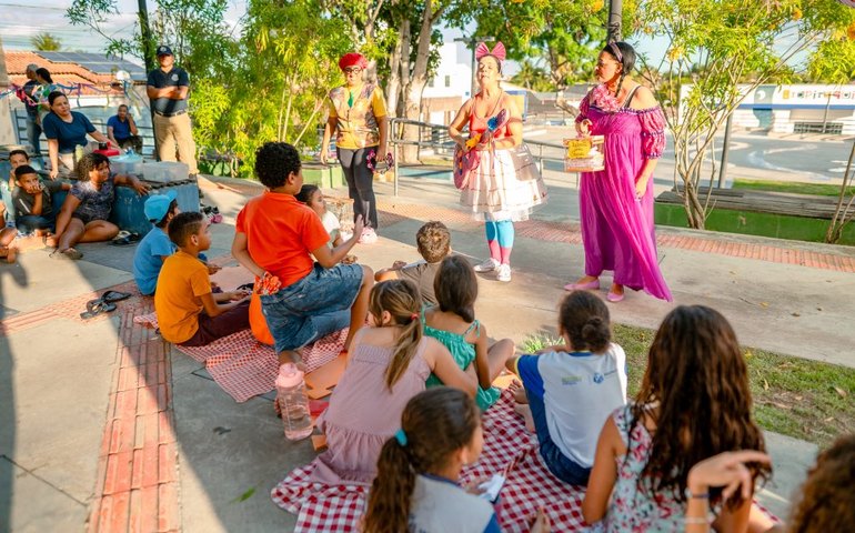 Prefeitura inicia neste sábado (26), o projeto “Leiturinha ao Pé da Árvore”, na Arapiraquinha do bairro Primavera