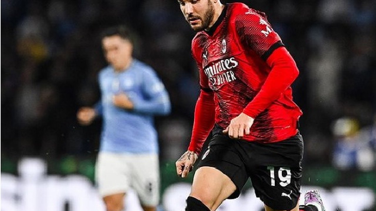 Milan abre 2 a 0 no primeiro tempo, mas Napoli busca o empate na etapa final pelo Italiano