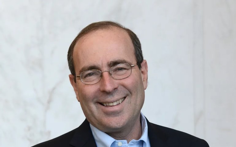 Dirigente do Fed prevê alguma desaceleração na economia, necessária para inflação baixar