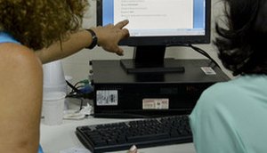 VAGA DE ESTÁGIO NA EDUCAÇÃO