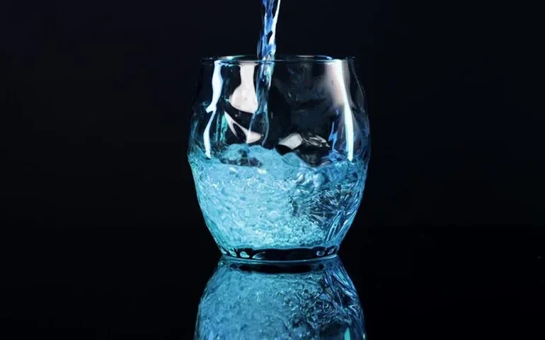 Quanto tempo conseguimos sobreviver sem água e comida em situações extremas?