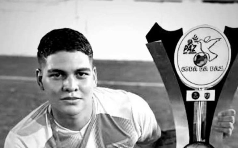 Motorista que atropelou e matou motociclista em Maceió se apresenta à polícia