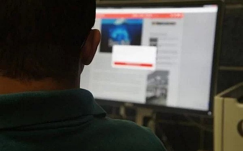 Google e Facebook têm 48 horas para banir golpe do “recall do cartão”