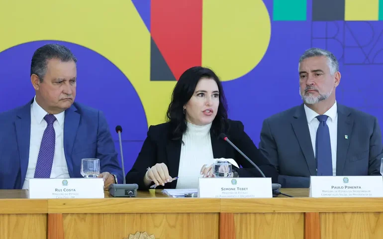 Tebet: mudanças nos pisos da saúde e educação trariam pouca economia