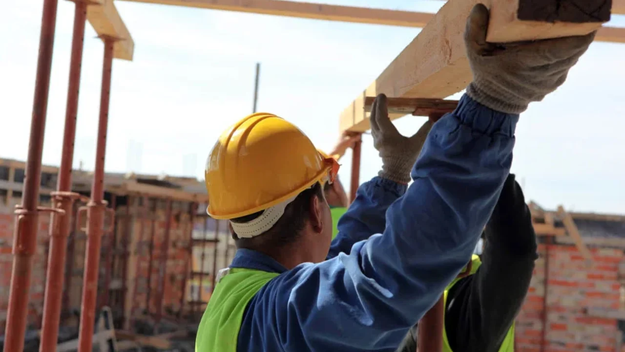 Investimentos em construção nos EUA caem 0,5% em julho