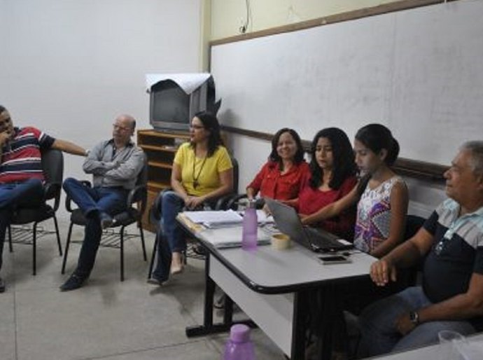 Semed faz Chamada Pública para aquisição de gêneros alimentícios