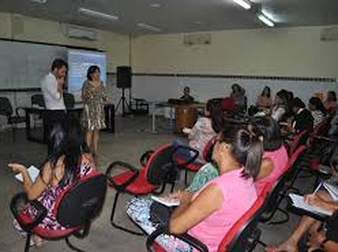 Educação discute diretrizes para avaliação