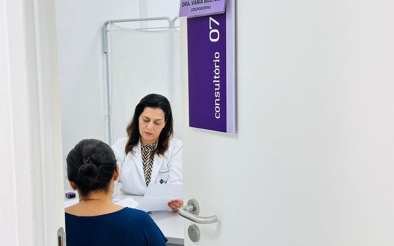 Ginecologista do Hospital da Mulher orienta sobre a importância dos exames preventivos
