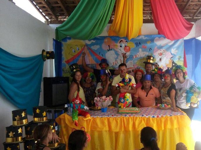 CRAS Anadia realizou atividades em comemoração ao Dia do Circo	Anadia