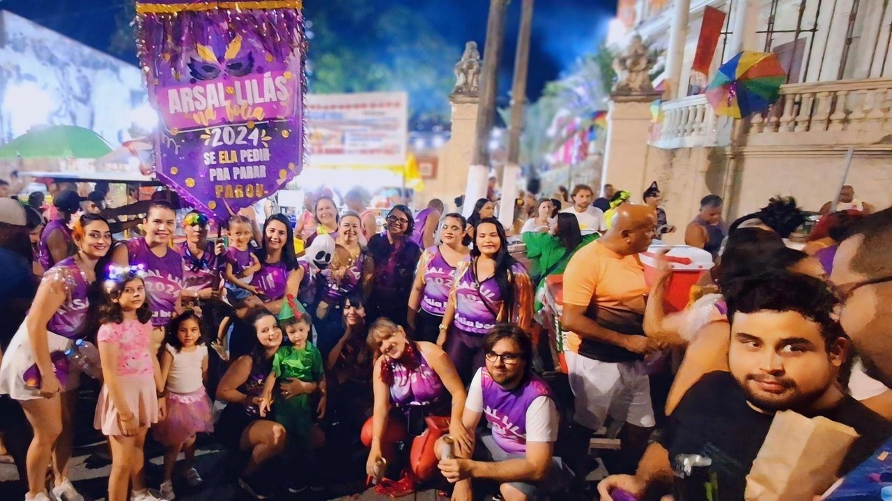 Bloco Arsal Lilás leva responsabilidade social e prevenção à violência contra a mulher para a avenida