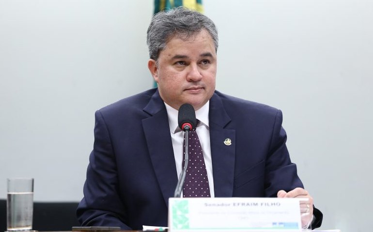 Comissão de Orçamento debate irregularidades em obras e serviços de engenharia