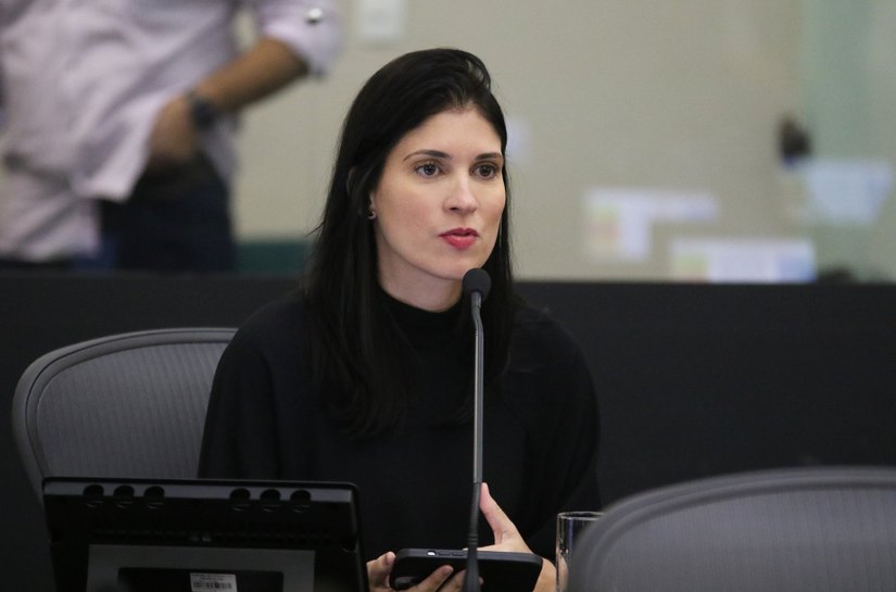 Carla Dantas retorna a Assembleia Legislativa e promete luta em prol da agricultura familiar