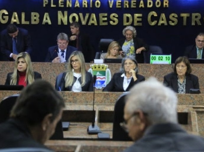 Vereadores solicitam melhorias para conjuntos habitacionais e bairros