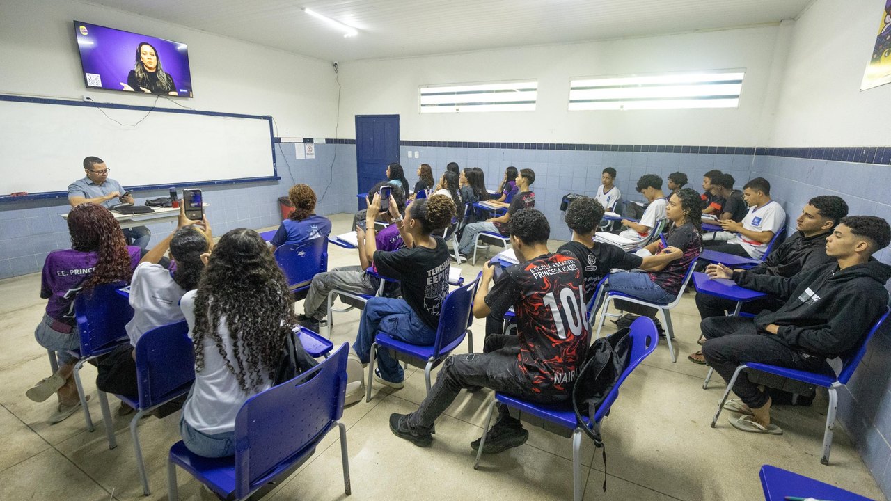 Rede estadual mobiliza estudantes para confirmação das inscrições no Enem 2026