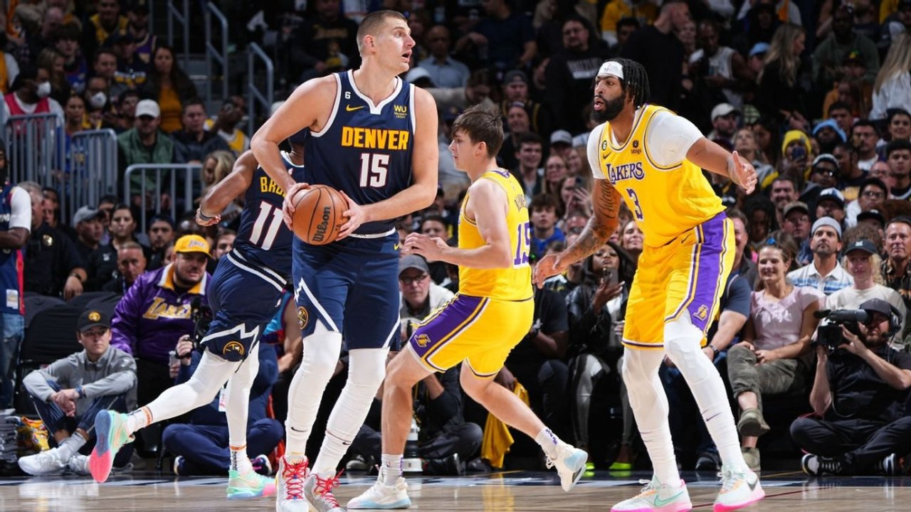 Jokic brilha, Nuggets vencem e Lakers somam 4ª derrota seguida na NBA