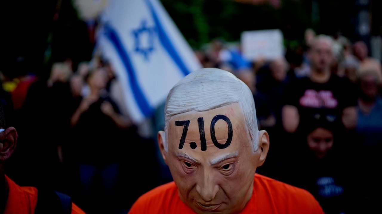 Israelenses vão às ruas protestar no marco de 1000 dias do ataque de 7 de outubro