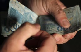 Governo irá propor salário mínimo de R$ 1.502 para o ano que vem