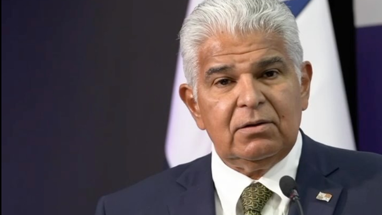 Presidente Molino reage após Trump dizer que retomaria Canal do Panamá