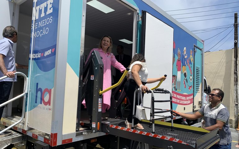 Secdef entrega oficina ortopédica itinerante e amplia acesso e atendimento a pessoas com deficiência