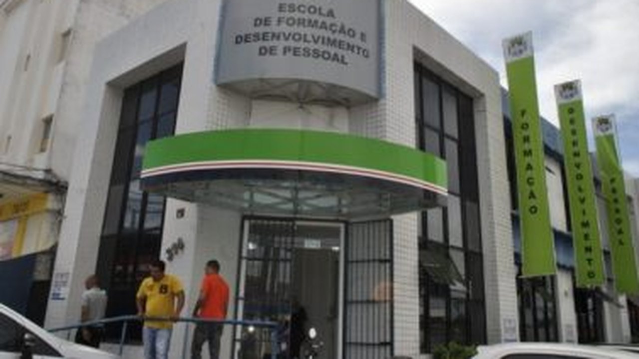 Prefeitura promove discussão sobre dependência química para servidores