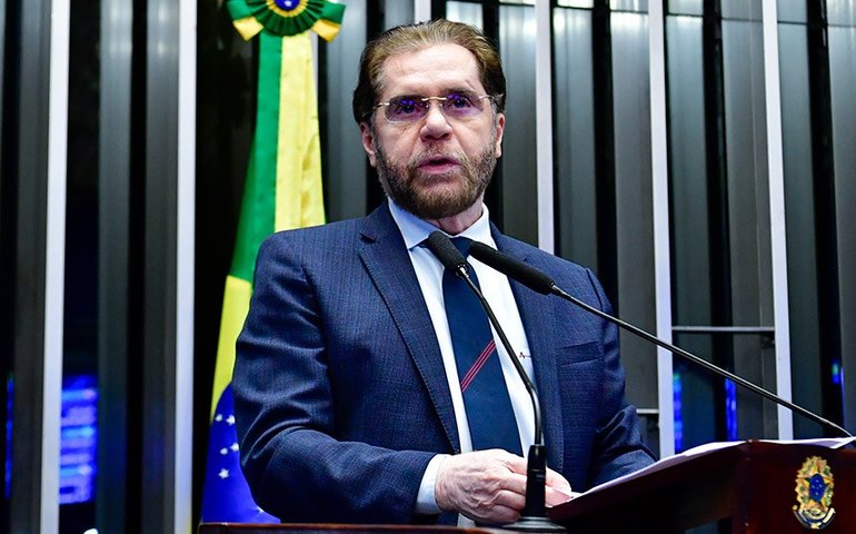 Plínio Valério defende Fundação Boas Novas e faz críticas à COP 30 em Belém