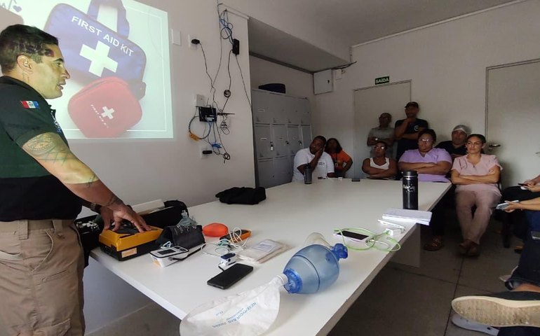Profissionais da Cidade da Pessoa Idosa aprendem técnicas de primeiros socorros