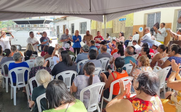 Reunião debate realocação e indenização dos moradores dos Flexais, Quebradas e Marquês de Abrantes