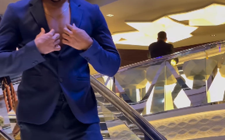 Ricardo Alface faz cruzeiro e lembra do pai, que era cozinheiro em navios: 'Isso mexe muito'