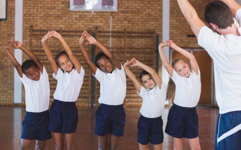 Comissão debate impactos da reforma tributária na área da educação