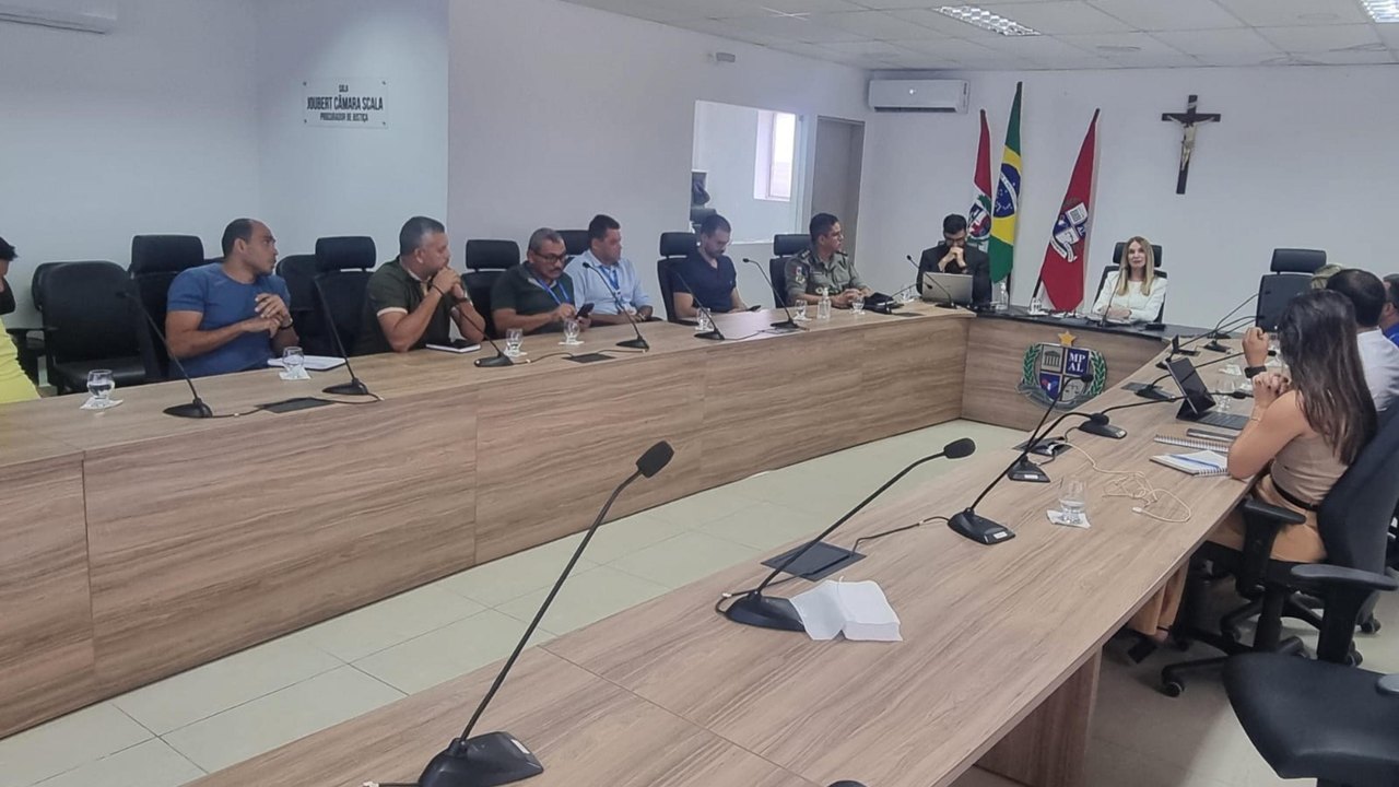 PM participa de reunião com o Ministério Público sobre policiamento na partida entre CSA x Floresta