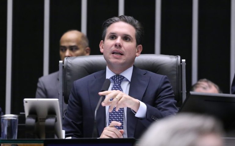 Motta quer votar hoje criação do comitê gestor do novo imposto de bens e serviços e outras três propostas