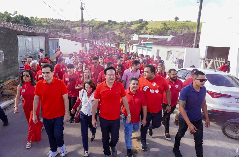 Jundiá avermelhou na convenção que oficializou candidatura de Jorge Galvão à reeleição