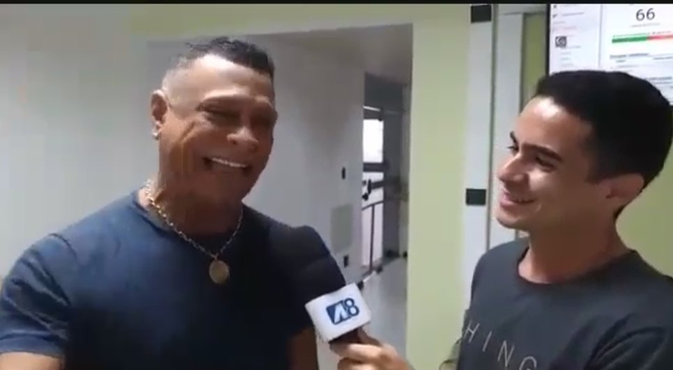 ‘Como entender as mulheres’ é o tema do espetáculo de Renato Piaba em Aracaju