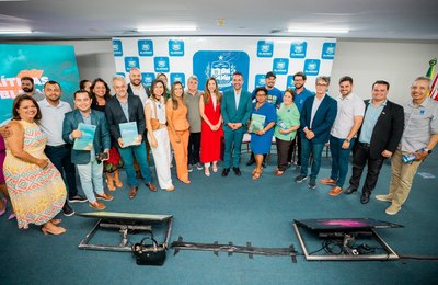 Paulo Dantas entrega Planos de Desenvolvimento Integrado do Turismo Sustentável para Alagoas