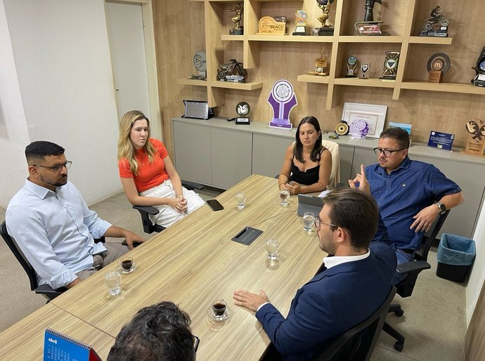 Cibele Moura se reúne com a Selaj e defende o esporte como prioridade em seu mandato