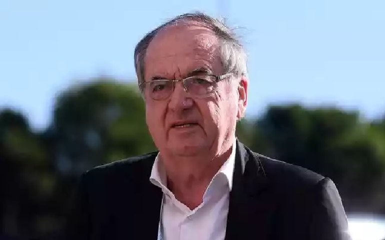 Presidente da Federação Francesa de Futebol é afastado após acusação de assédio