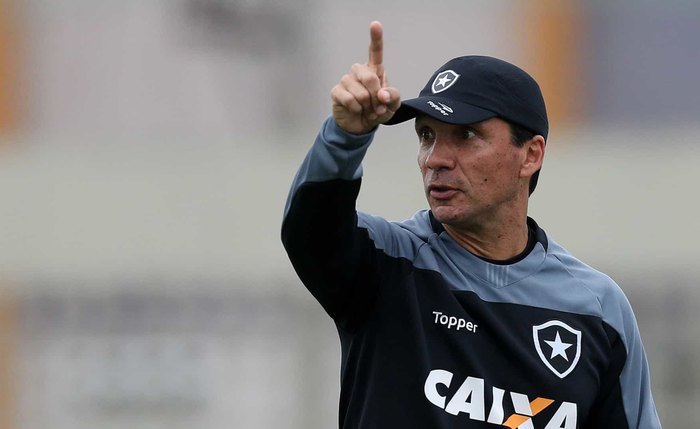 Zé Ricardo deixa o comando do Botafogo após queda na Copa do Brasil