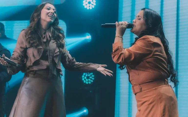 Encontro de gigantes: Jozyanne une forças com Cassiane no single 'Tome Posse da Vitória'