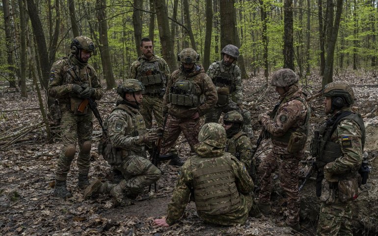 Militar austríaco: Rússia está avançando com sucesso, enquanto o tempo está 'apertando' a Ucrânia