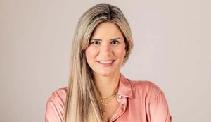 Cecília Herrmann se afastou do cargo de prefeita de Atalaia este ano. - Foto: Reprodução