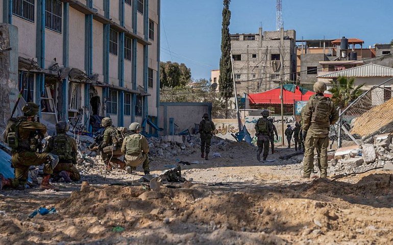 ONU pede justiça após ataque que matou socorristas na Faixa de Gaza